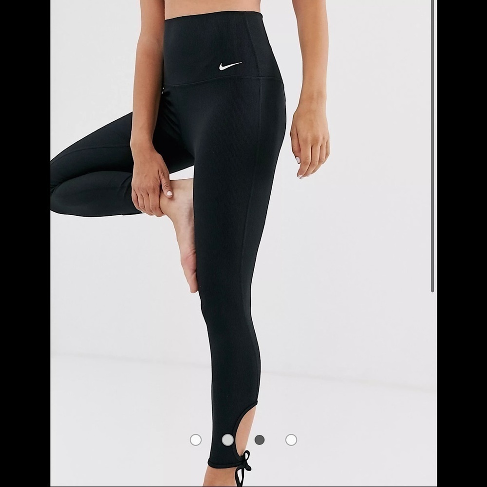 NWT Nike yoga leggings with tie detail in black - Picture 2 of 16